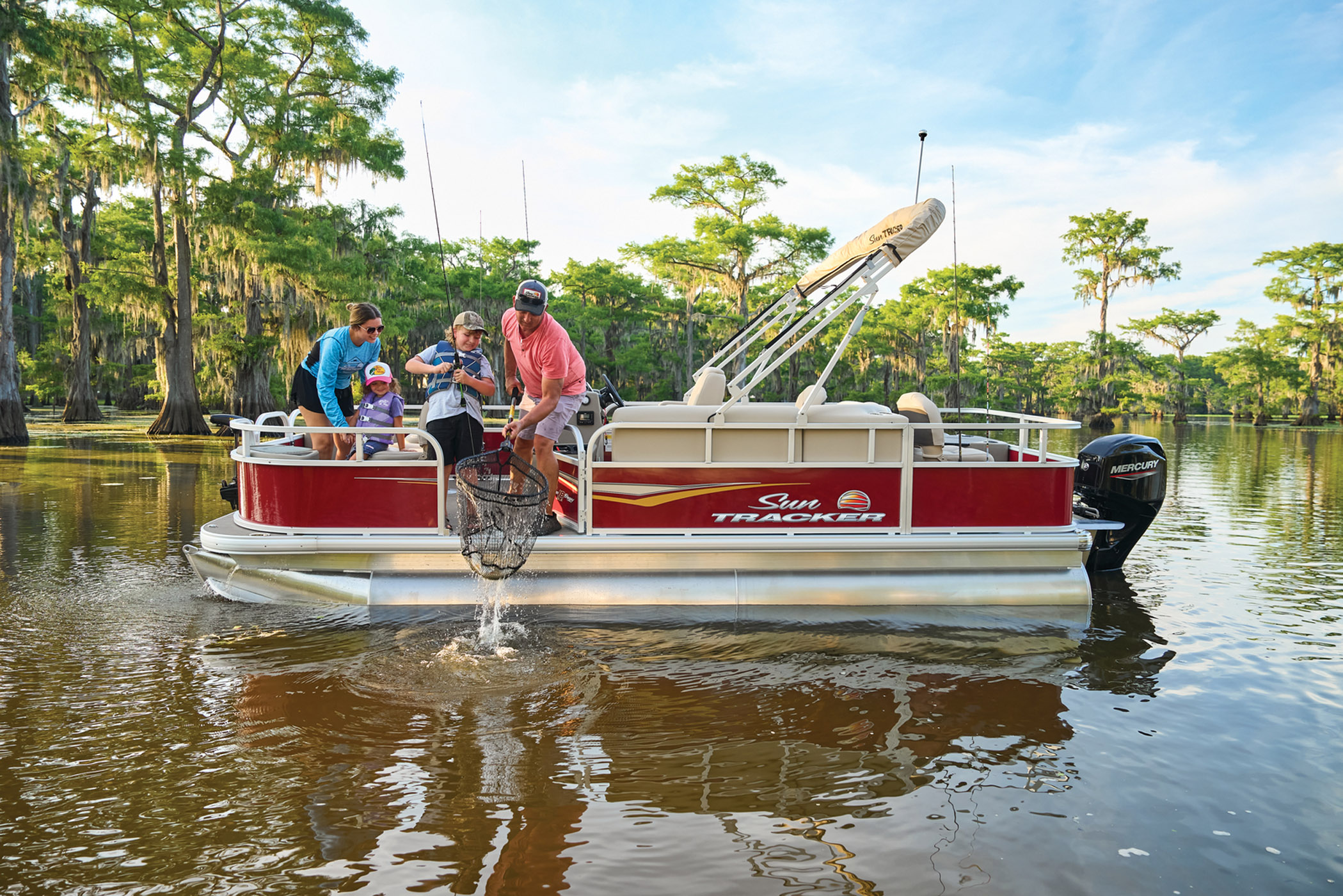 Fishin' Barge 22 DLX Fishing Pontoon Boat